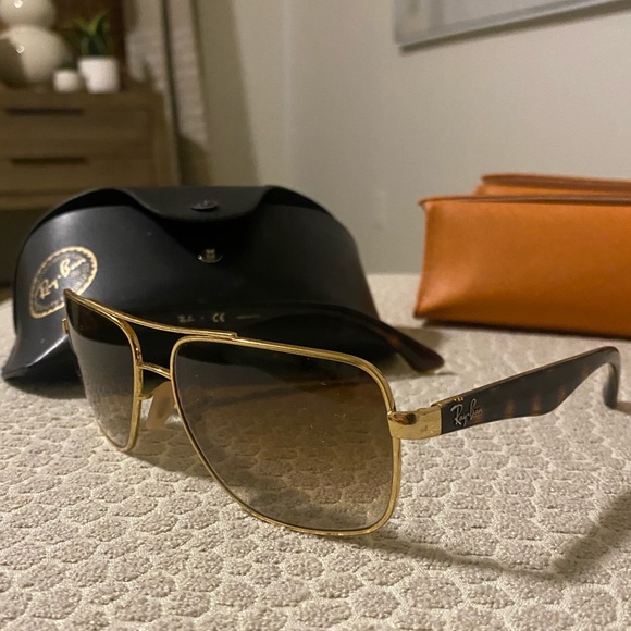 Ray Ban sunglasses - gold and tortoise shell - Picture 3 of 7